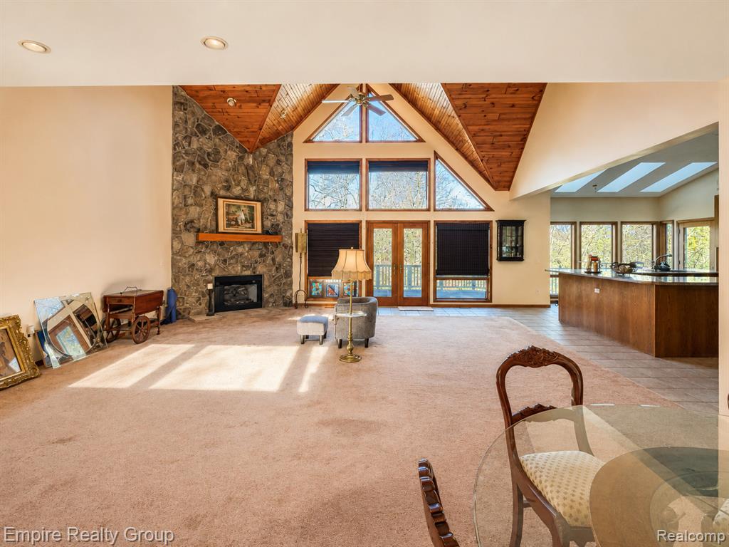 2111 Oak Terrace, Ortonville, MI 48462 — Photo 4