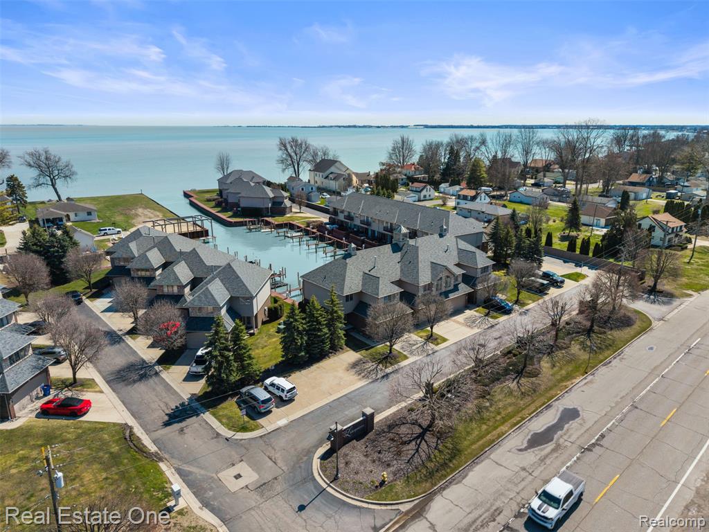 47630 Lorie Lane, New Baltimore, MI 48047 — Photo 41
