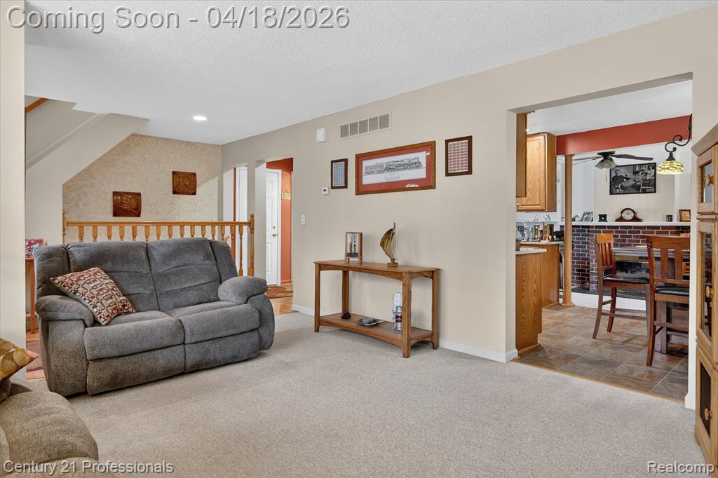 9343 Caprice Drive, Plymouth, MI 48170 — Photo 9