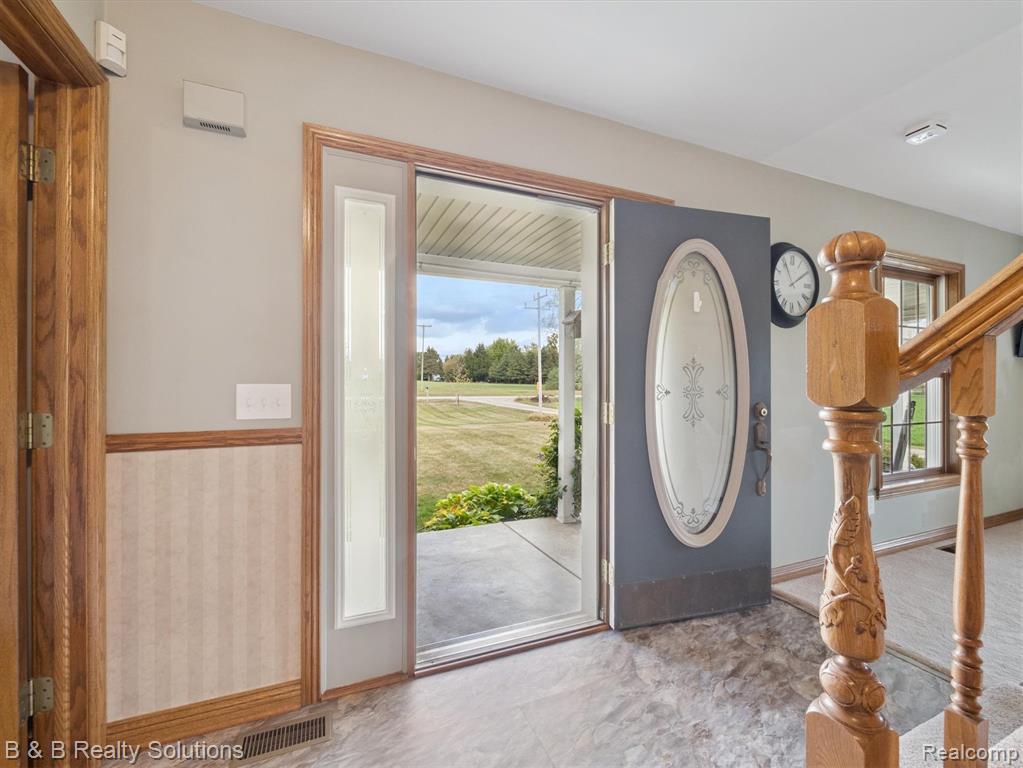 8560 Hough Road, Almont, MI 48003 — Photo 8