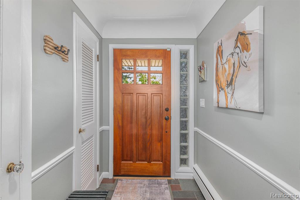 6062 Middle Lake Road, Clarkston, MI — Photo 3