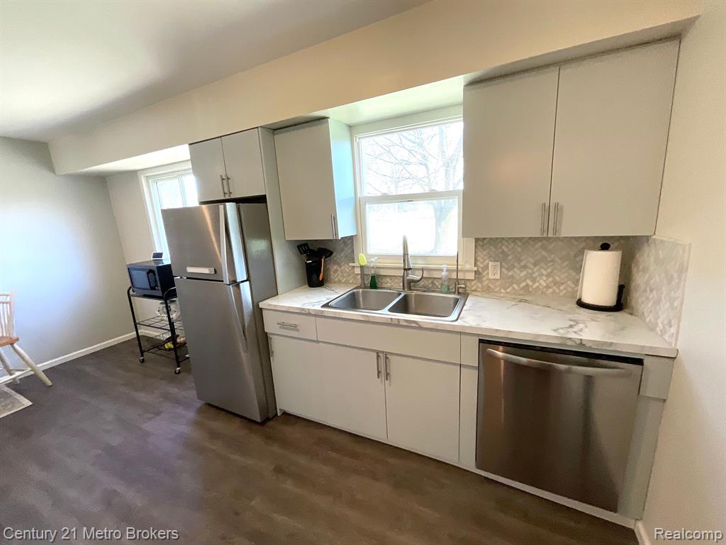 5397 THUNDERBIRD Pass, Grand Blanc, MI 48439 — Photo 11