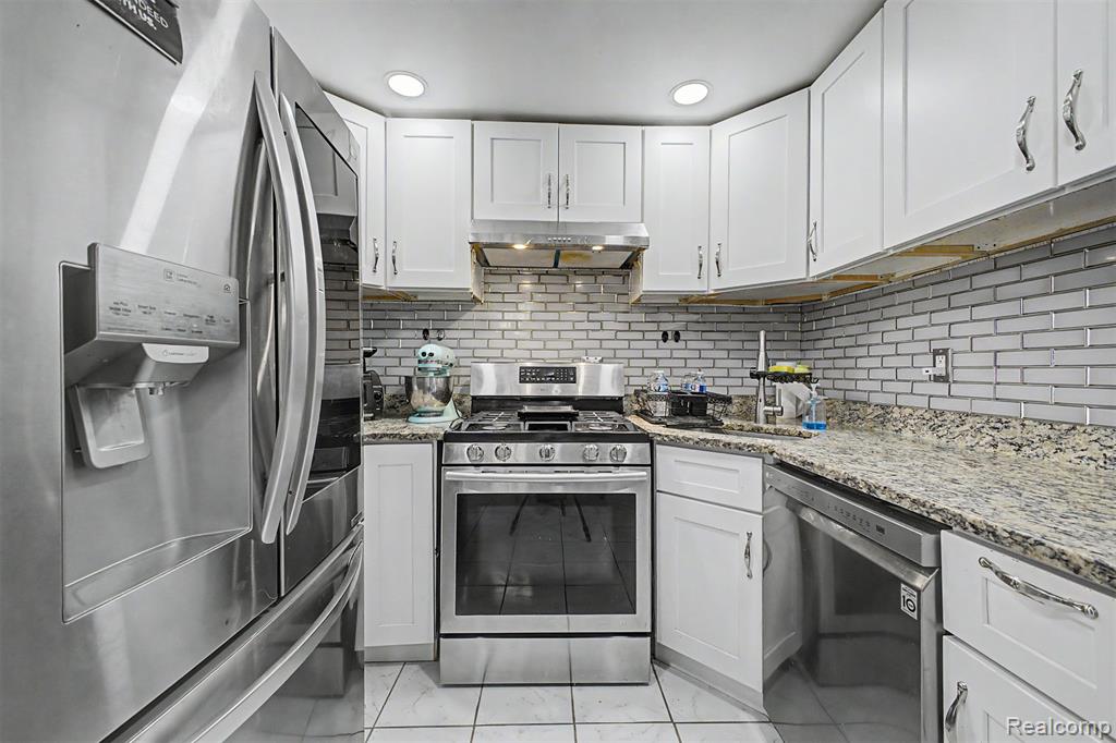 5524 Maple Street, Dearborn, MI 48126 — Photo 37