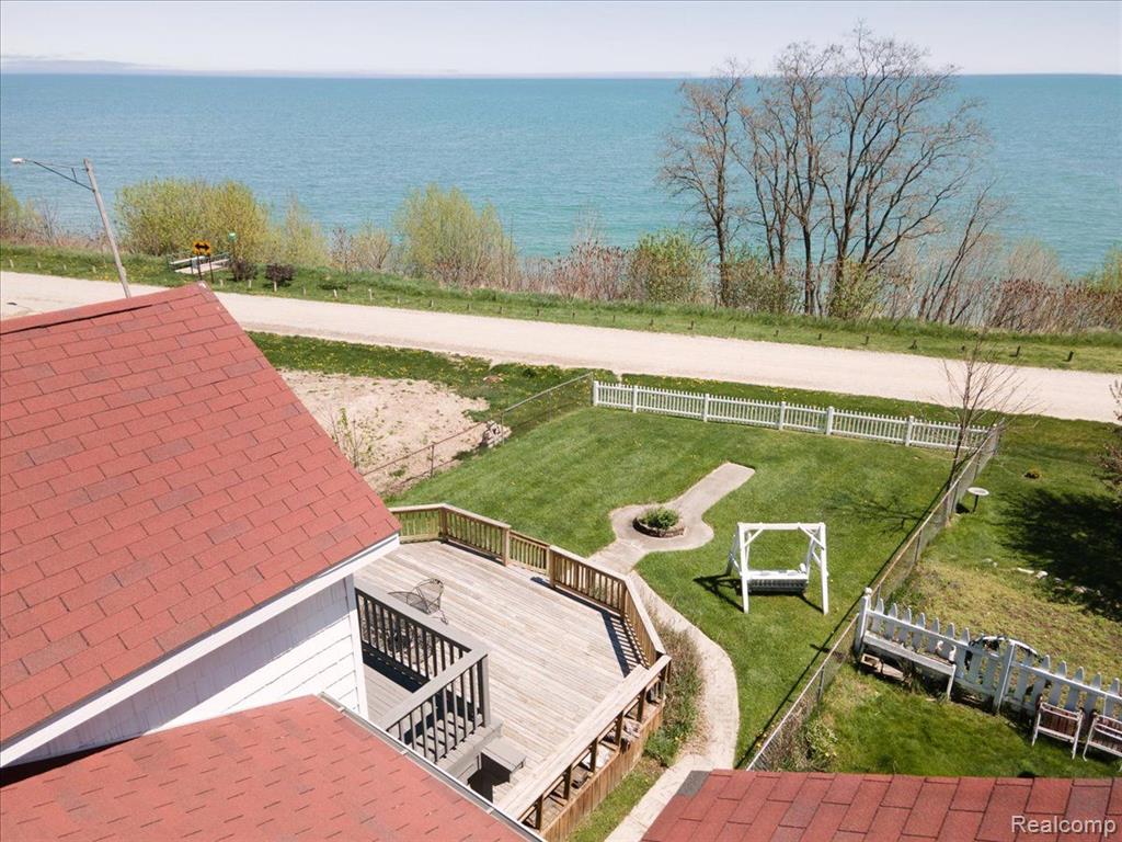 7158 LAKEVIEW Drive, Lexington, MI 48450 — Photo 34