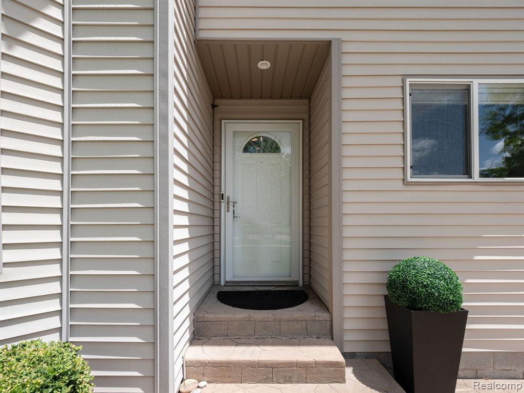 47210 CONDOR Avenue, Shelby Twp, MI 48317 — Photo 4