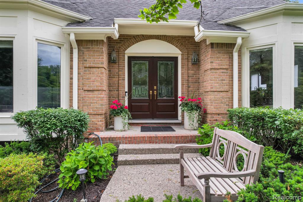 72 Vaughan Ridge Road, Bloomfield Hills, MI 48304 — Photo 3