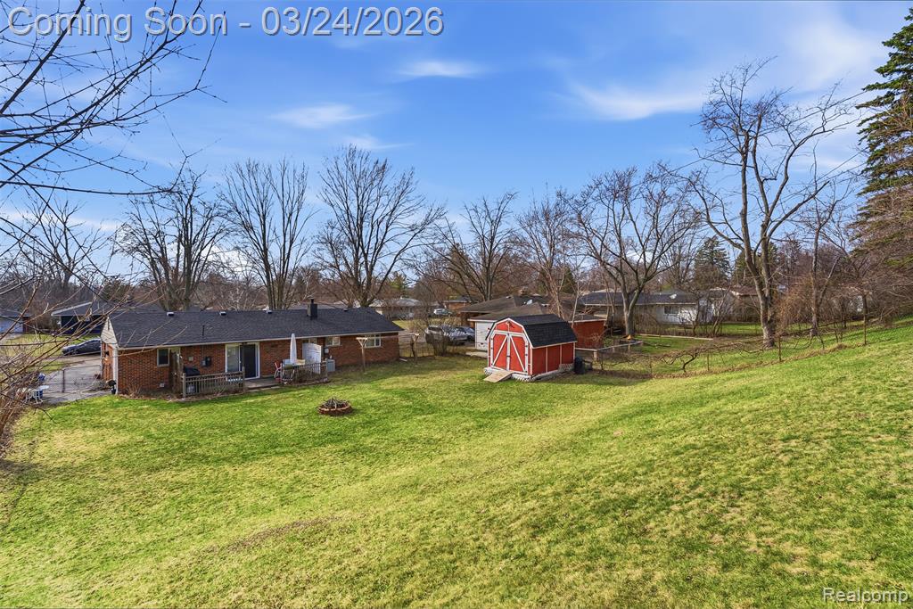 716 Joyceil Drive, Waterford, MI 48328 — Photo 32