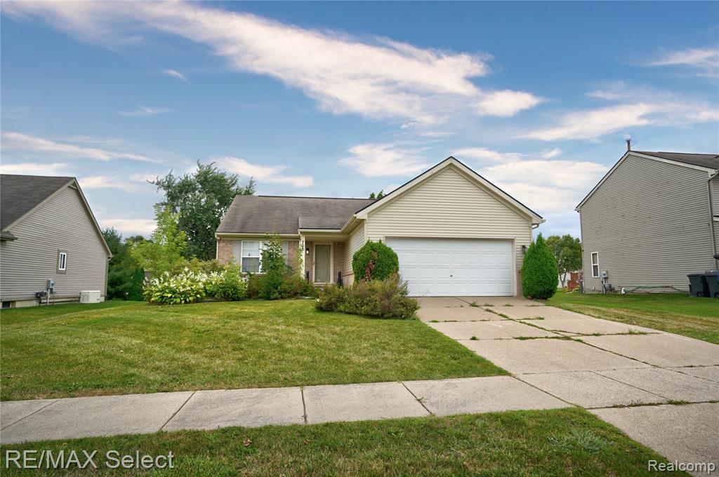 708 Wilberforce Drive, Flint, MI 48503 — Photo 2