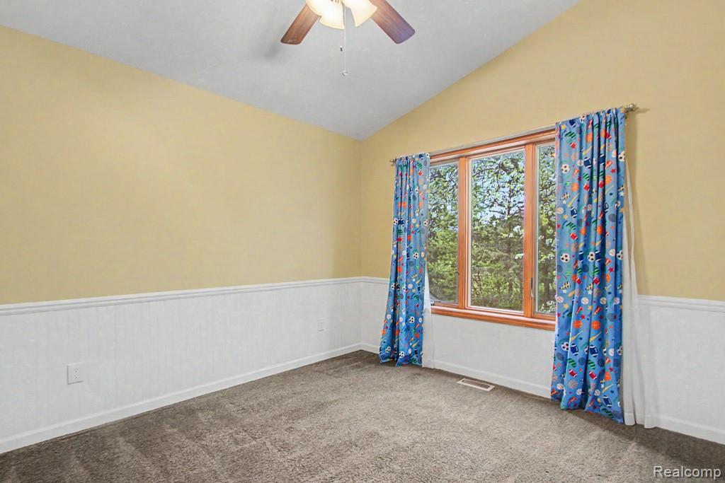 1160 S Garner Road, Milford, MI 48380 — Photo 29