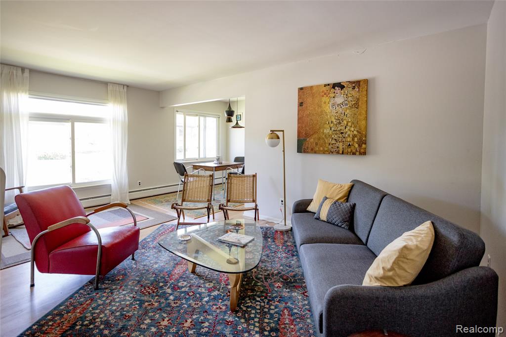 1550 Cherboneau, 218, Detroit, MI 48207