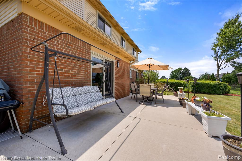 4625 BOULDER Drive, Sterling Heights, MI 48310 — Photo 43