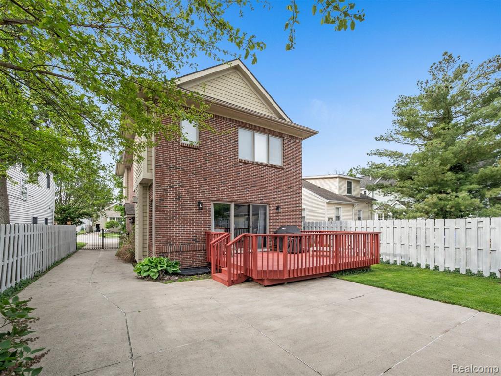 745 RUFFNER Avenue, Birmingham, MI 48009 — Photo 26