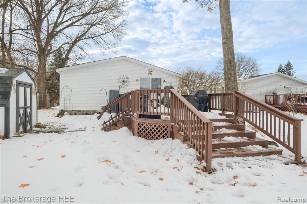 11 Crane Lake Drive, Linden, MI 48451 — Photo 8