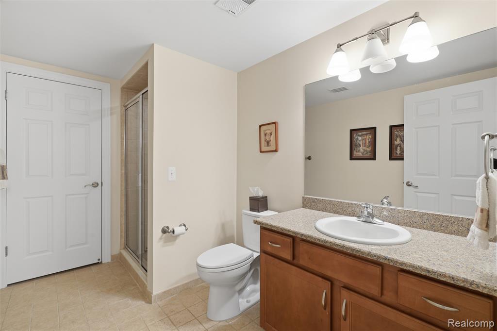 5110 Kitson Lane, West Bloomfield, MI 48324 — Photo 39