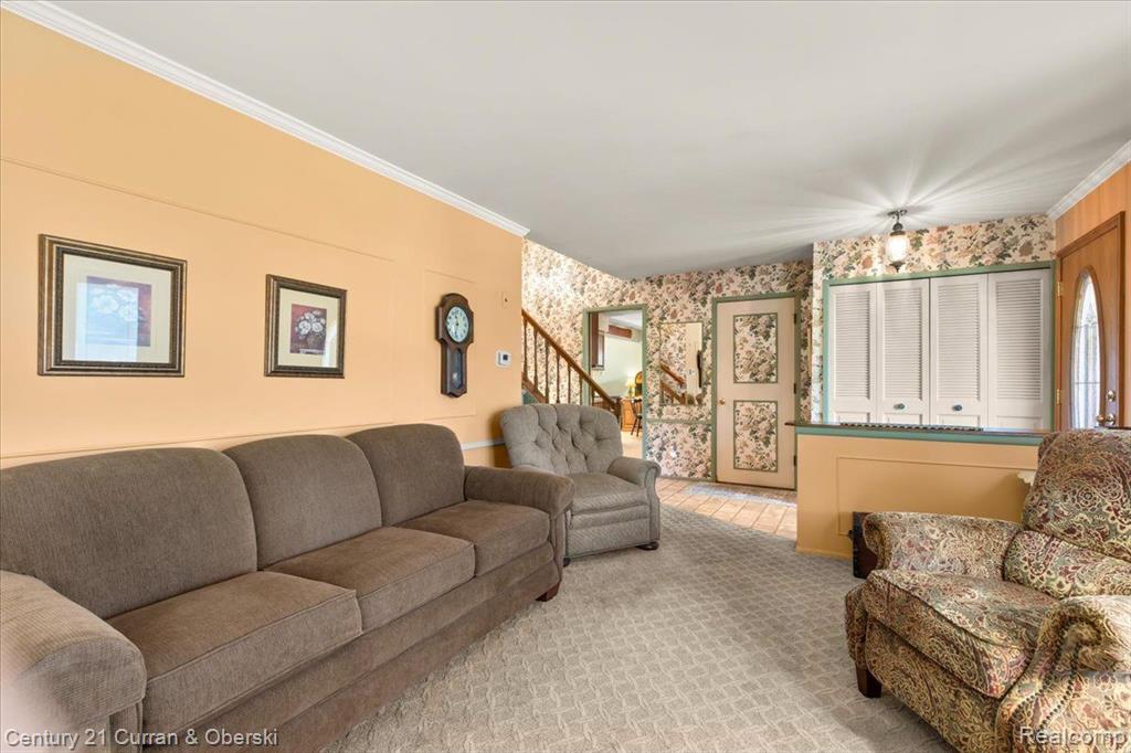 4669 PARKSIDE Boulevard, Allen Park, MI 48101 — Photo 8