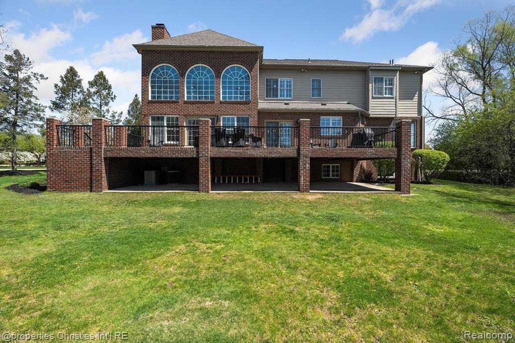 45933 TOURNAMENT Drive, Northville, MI 48168 — Photo 73