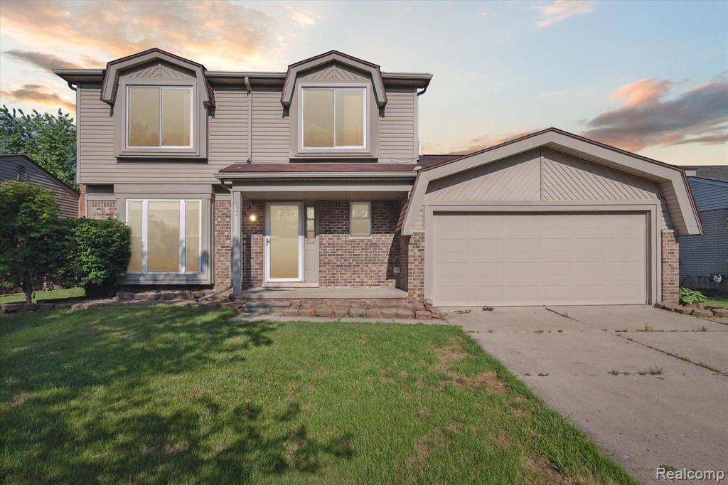 824 Kings Way, Canton, MI 48188 — front exterior