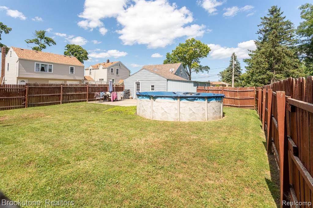 6235 DALLAS Street, Monroe, MI 48161 — Photo 16