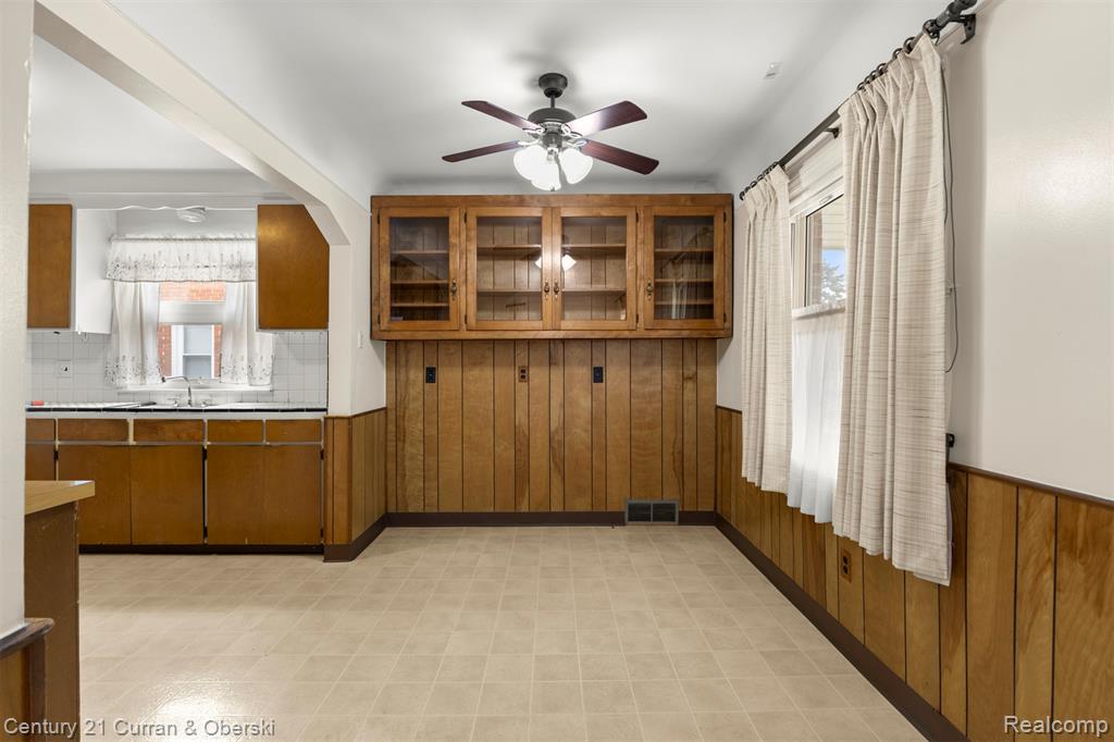 9881 Quandt Avenue, Allen Park, MI 48101 — Photo 6