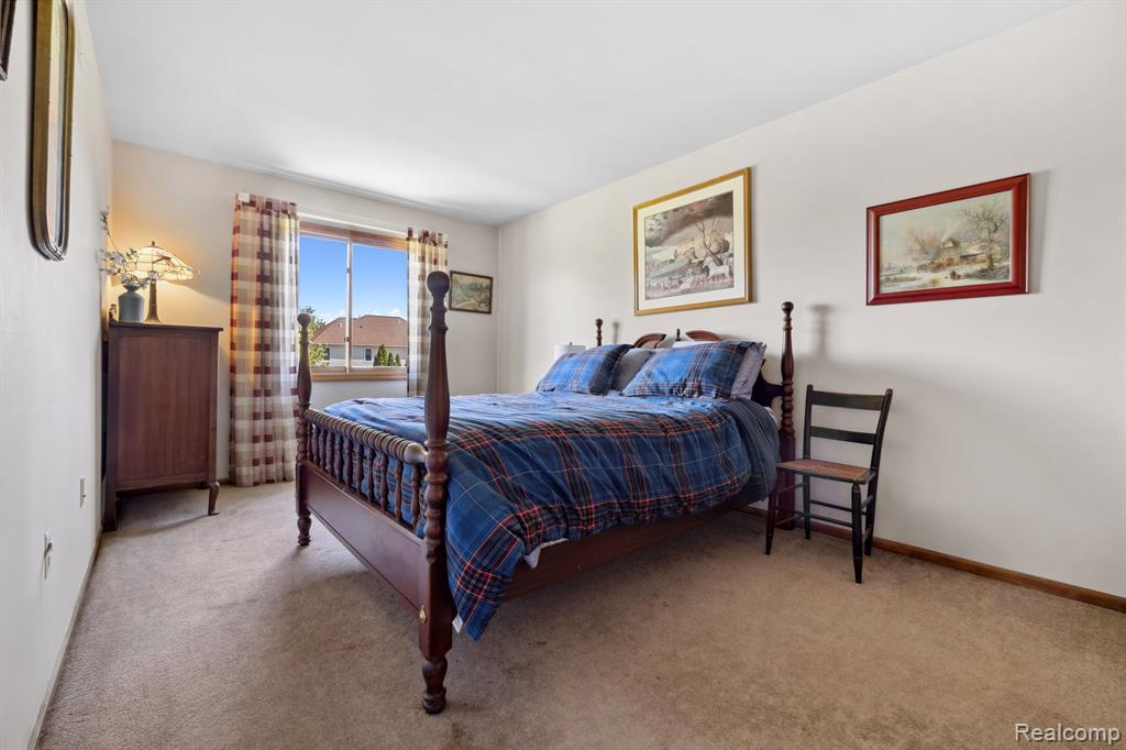 46941 SOUTHGATE Drive, Canton, MI 48188 — Photo 17