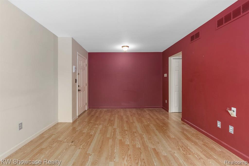 30236 SOUTHFIELD Road, 263, Southfield, MI 48076 — Photo 4