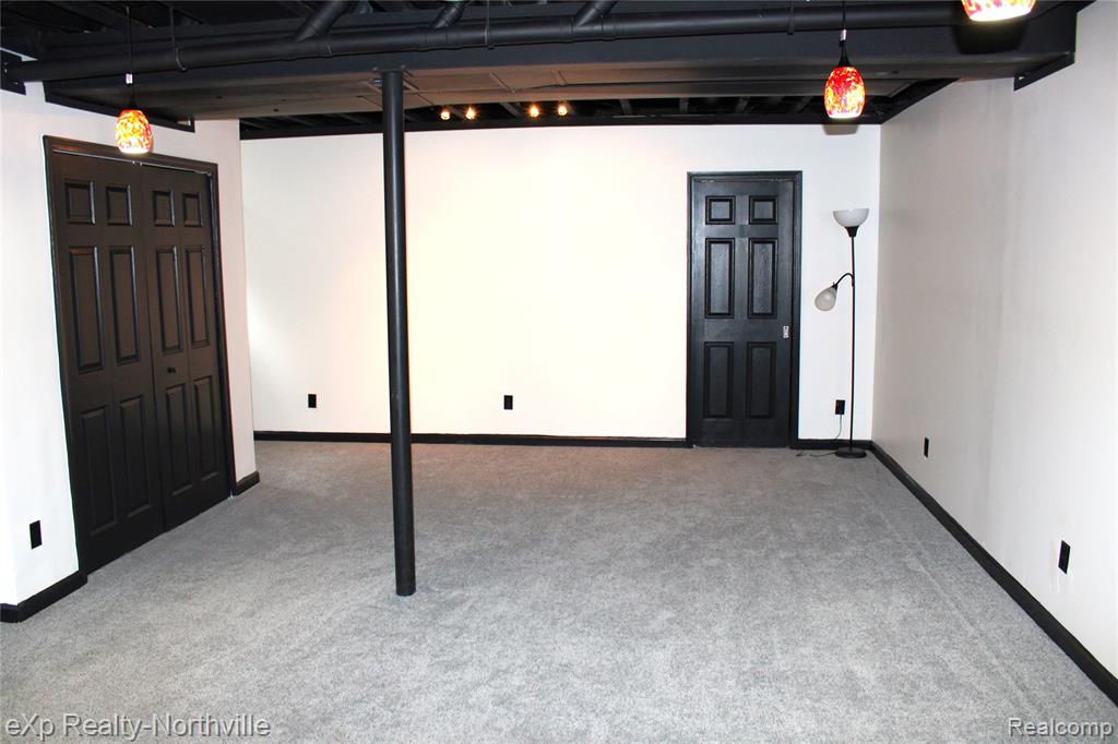 7244 Lavender Lane, 43, Waterford, MI 48327 — Photo 21