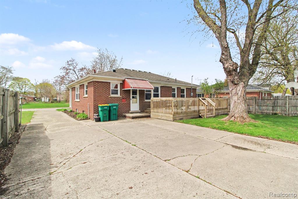 385 Devonshire Street, Ypsilanti, MI 48198 — Photo 25