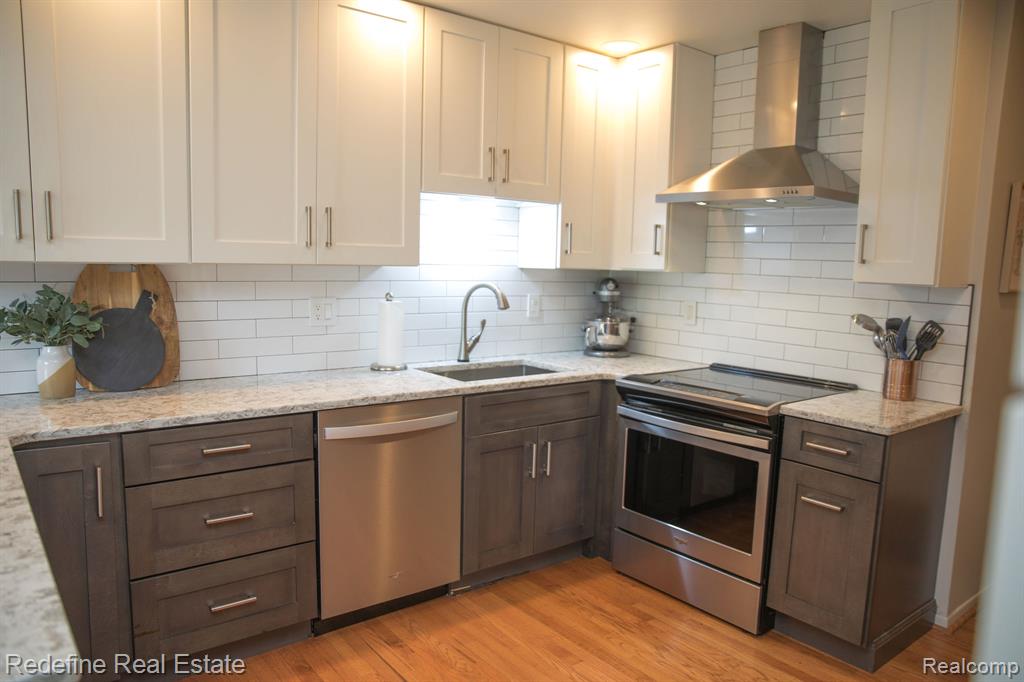 41565 Bedford Drive, Canton, MI 48187 — Photo 10