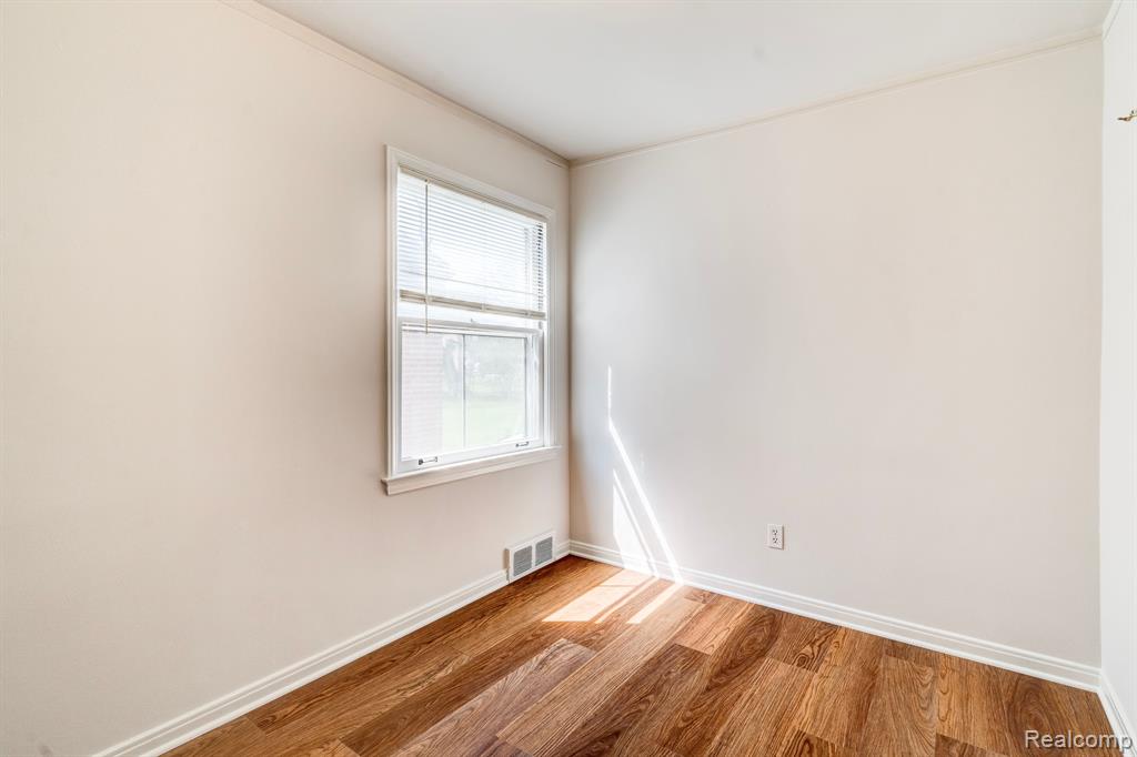 9543 WINSTON, Redford, MI 48239 — Photo 17