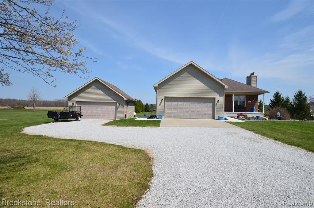 6854 WILDCAT Road, Grant, MI 48032 — Photo 3