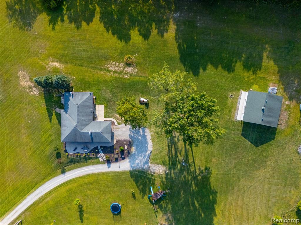 2666 E Oakwood Road, Addison, MI 48370 — Photo 66