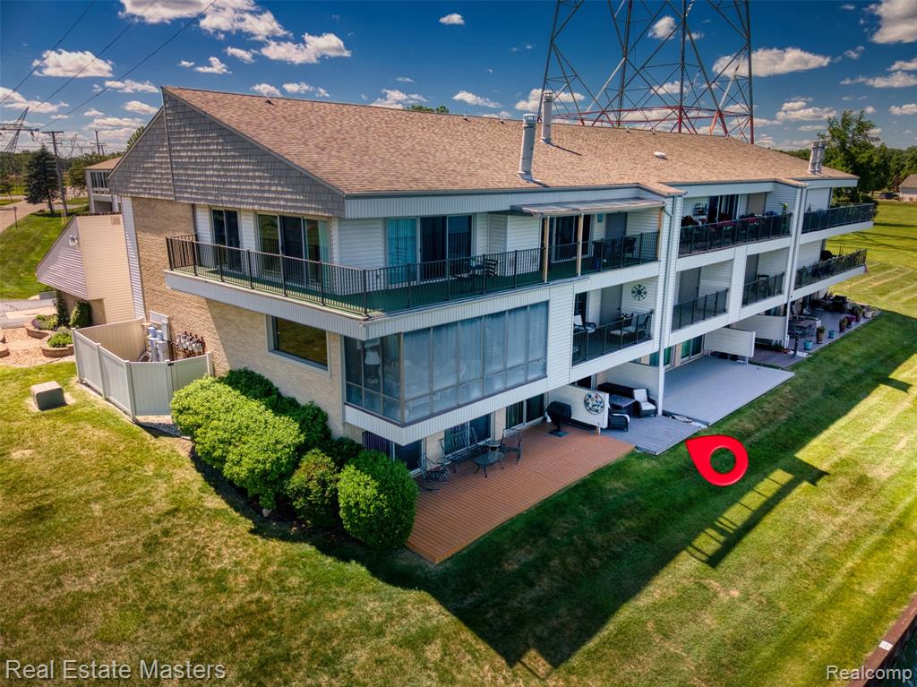3997 River Road, 6, East China, MI