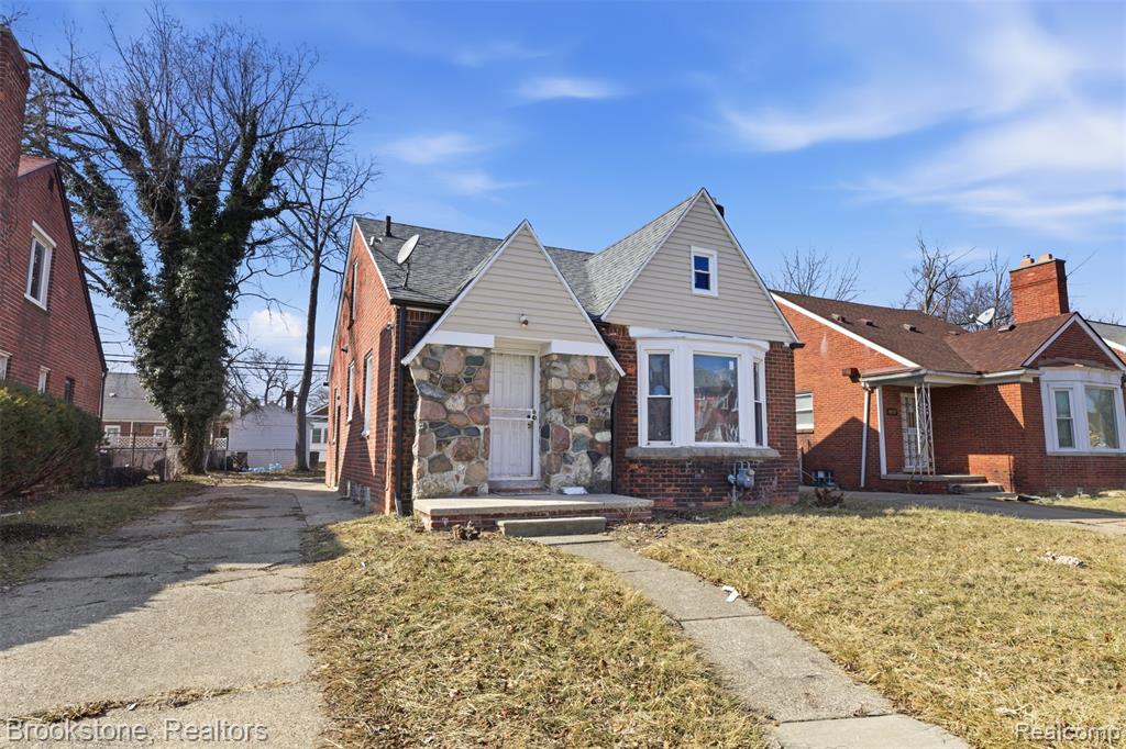 15725 Asbury Park, Detroit, MI 48227 — front exterior