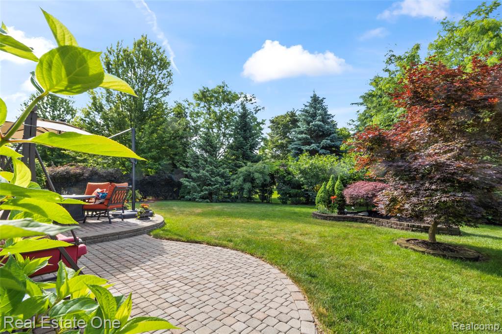 7244 Millrock Avenue, Shelby Twp, MI 48317 — Photo 7