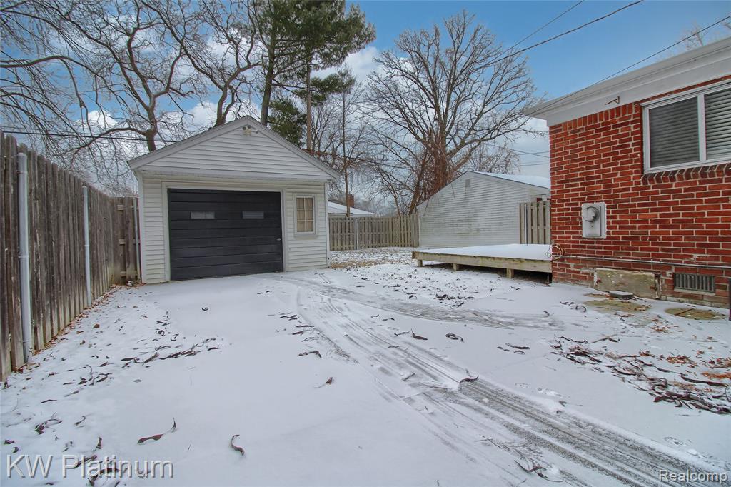 6150 Bluehill Street, Detroit, MI 48224 — Photo 32