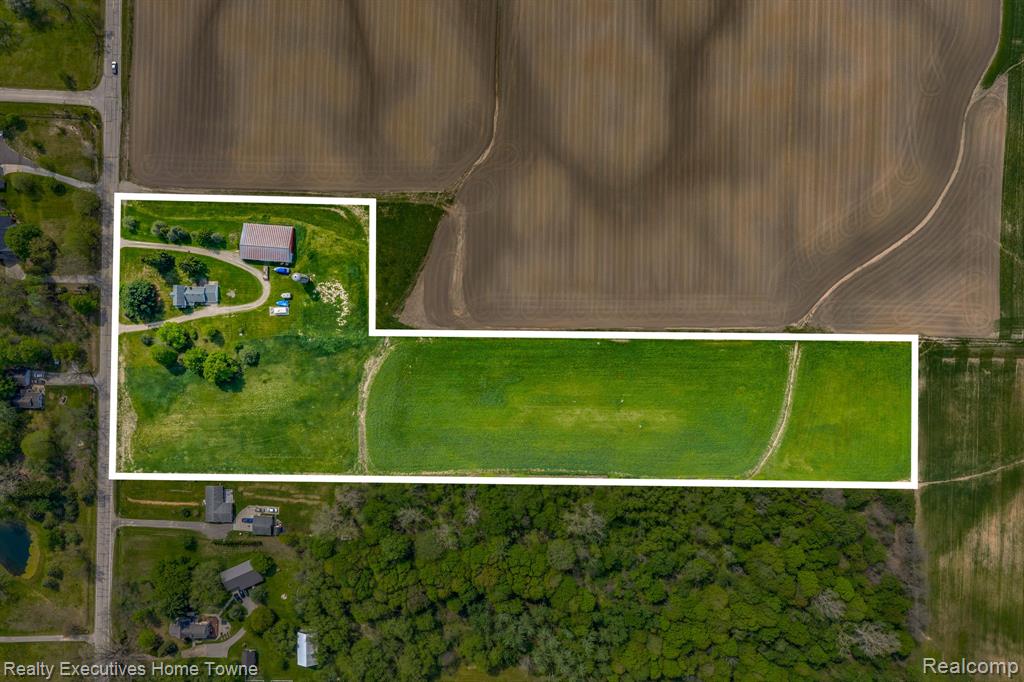 5390 Walker Road, Clyde, MI 48049 — Photo 4