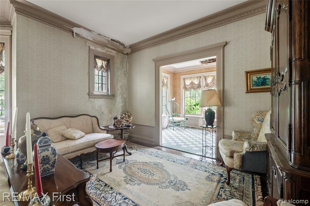 3065 Iroquois Street, Detroit, MI, 48214