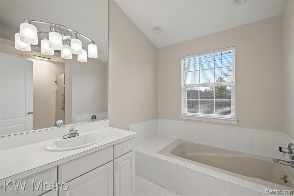 5914 Creekside Drive, 78, Troy, MI 48085 — Photo 11
