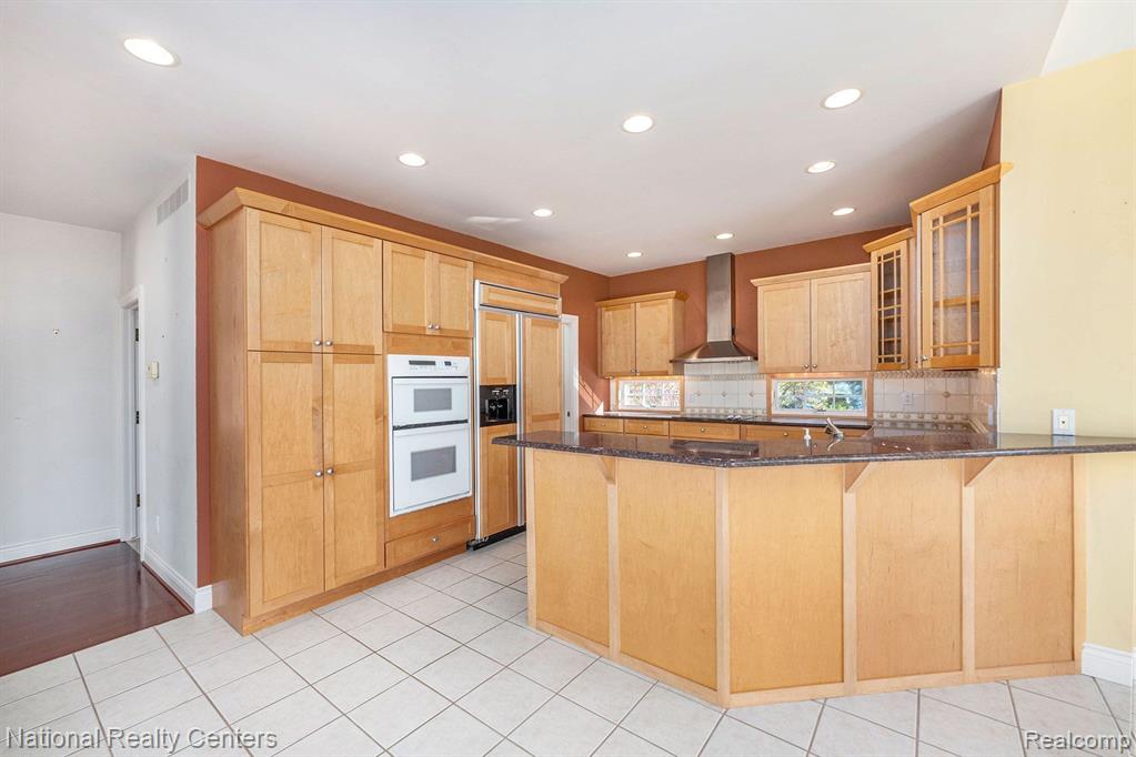 6370 ORION Road, Rochester Hills, MI 48306 — Photo 11