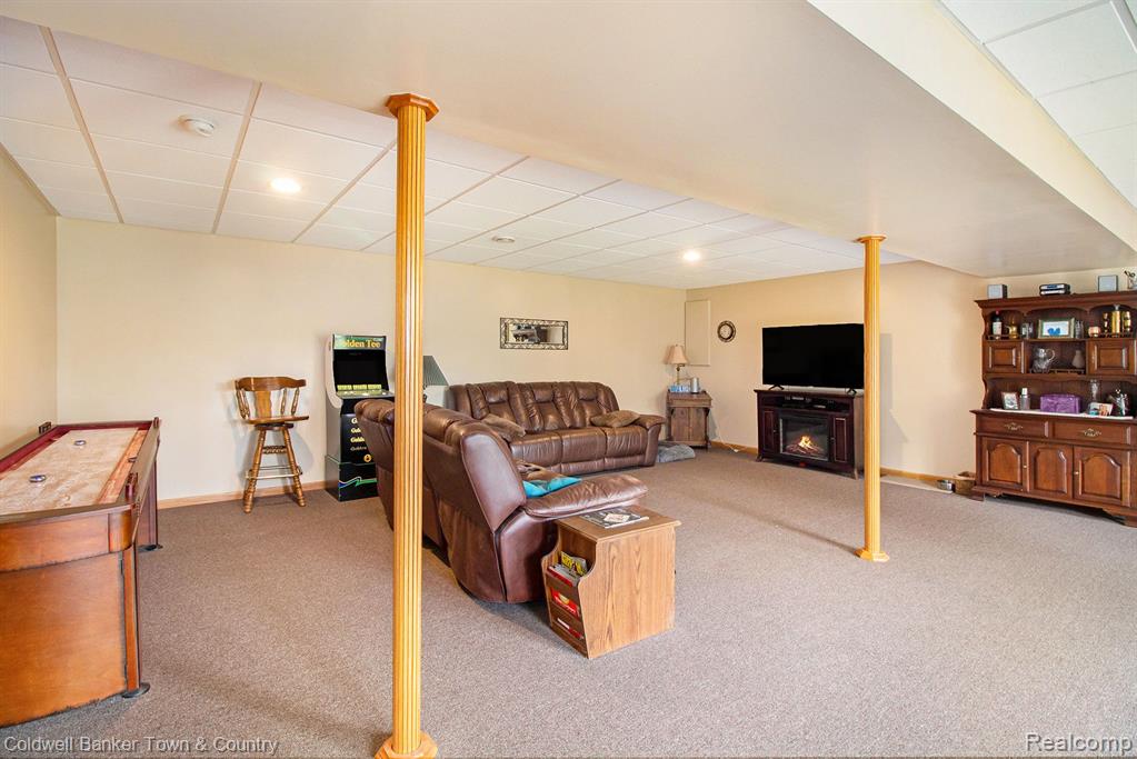 6643 FARM Lane, Fowlerville, MI 48836 — Photo 15