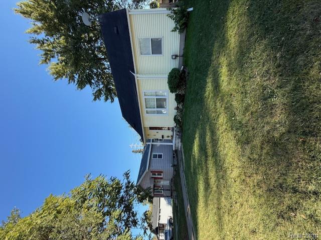 526 McKeighan Avenue, Flint, MI 48507 — Photo 5