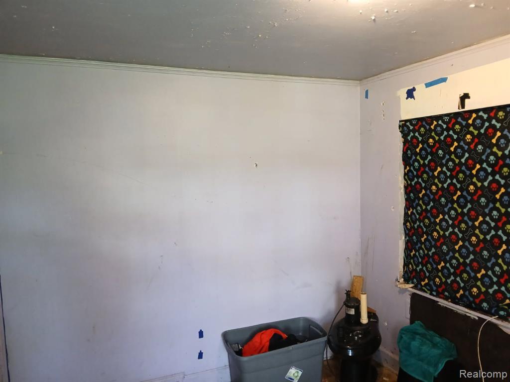 9181 PINEHURST Street, Detroit, MI 48204 — Photo 11