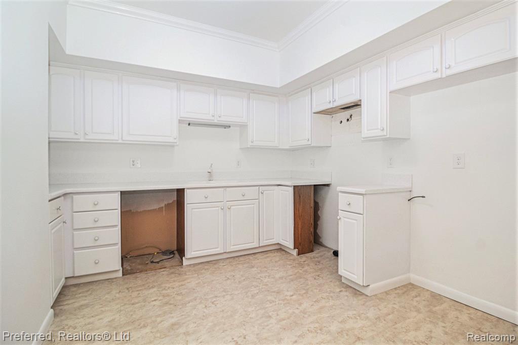2125 NATURE COVE Court, 101, Ann Arbor, MI 48104 — Photo 9