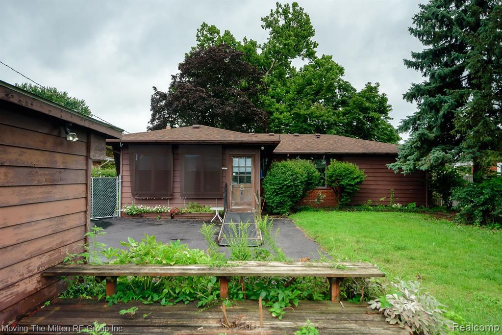 1200 GEORGINA Drive, Ypsilanti, MI 48198 — Photo 25