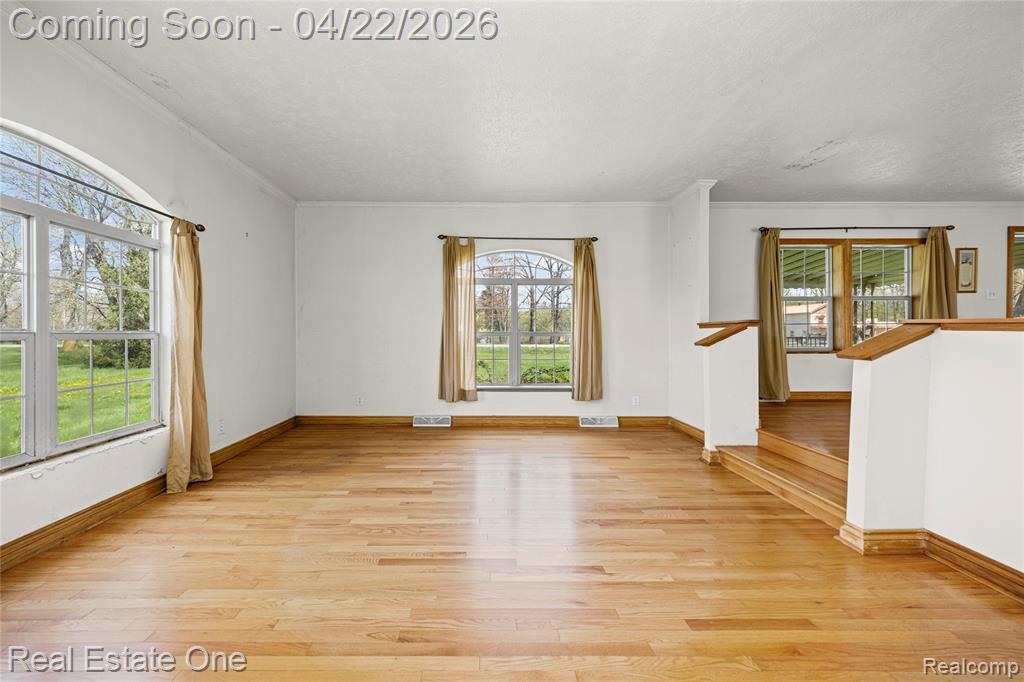 26996 Sumpter Road, Belleville, MI 48111 — Photo 16