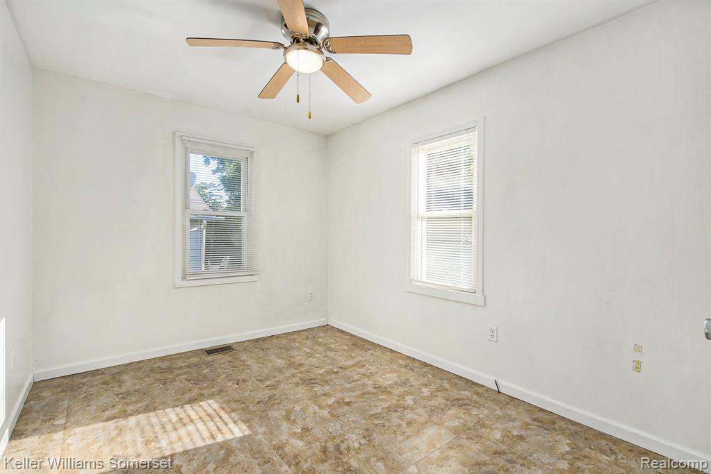 437 Orchard Street, Ypsilanti, MI 48197 — Photo 17