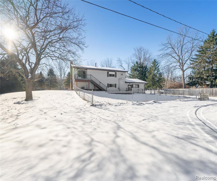 10401 Willow Road, Willis, MI 48191 — Photo 9