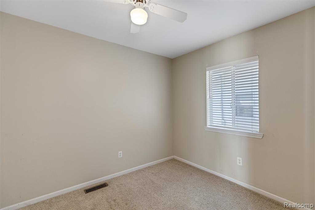 513 Baldwin Avenue, Royal Oak, MI 48067 — Photo 15