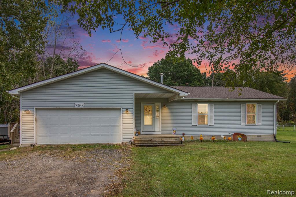 3163 BULL RUN Road, Howell, MI 48843 — Photo 2