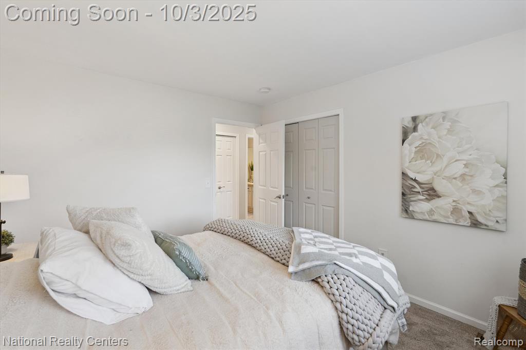 489 Gleneagles, Highland, MI — Photo 35